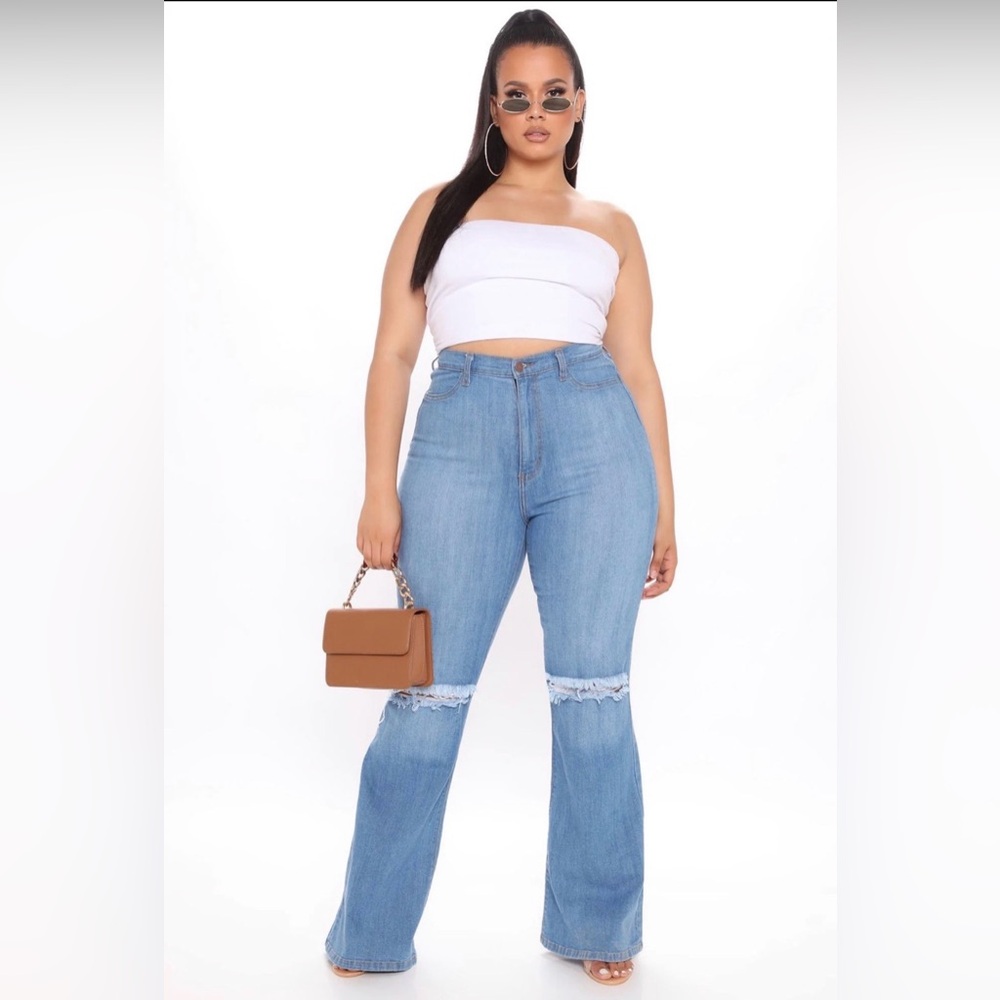 New Flared Jeans Blue Denim Medium Wash High Rise Distressed Stretch Size 16